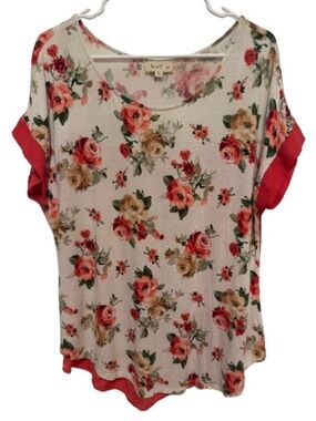 love J Ivory Floral Rose Print Short Sleeve Blouse with Coral Trim       Size 1X
